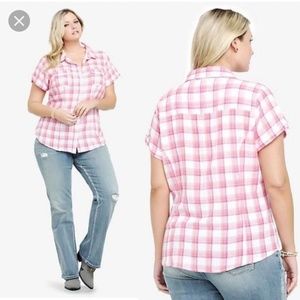 Torrid pink plaid short sleeve shirt